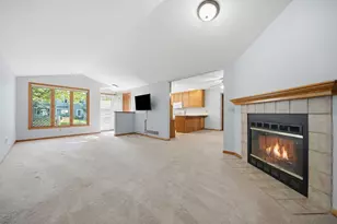 7807 W 110th St, Bloomington, MN 55438 - Photo 5