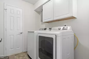 7211 W Franklin Ave, Saint Louis Park, MN 55426 - Photo 9