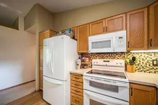 684 Shoreacres Dr, Fairmont, MN 56031 - Photo 11