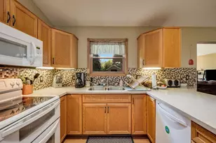 684 Shoreacres Dr, Fairmont, MN 56031 - Photo 9