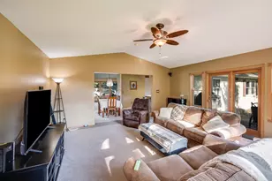 684 Shoreacres Dr, Fairmont, MN 56031 - Photo 13
