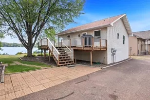 92254 E Frontage Rd, Sturgeon Lake, MN 55783 - Photo 5