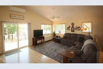 92254 E Frontage Road, Sturgeon Lake, MN 55783 - Photo 5