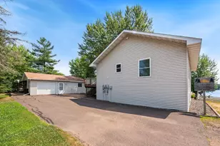 92254 E Frontage Rd, Sturgeon Lake, MN 55783 - Photo 27