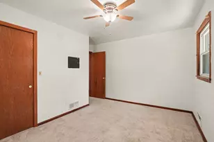 1527 Winchell St, Saint Paul, MN 55106 - Photo 11