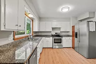 1527 Winchell St, Saint Paul, MN 55106 - Photo 7