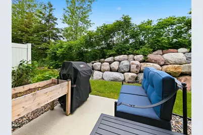 7852 W 145th Street, Savage, MN 55378 - Photo 5