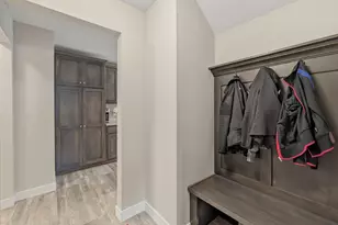 7852 W 145th St, Savage, MN 55378 - Photo 11