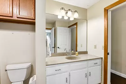 7064 Springhill Circle, Eden Prairie, MN 55346 - Photo 25