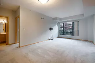 825 Berry St, Saint Paul, MN 55114 - Photo 7