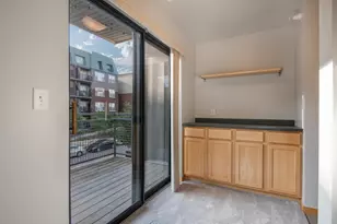825 Berry St, Saint Paul, MN 55114 - Photo 5