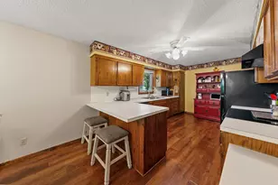 508 Ridge Rd, Henderson, MN 56044 - Photo 7