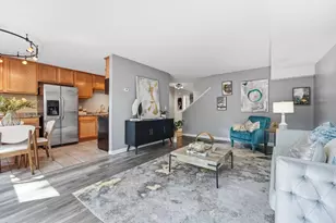 1762 McKnight Rd N, Maplewood, MN 55109 - Photo 3