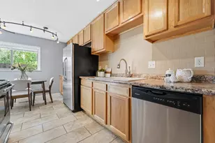 1762 McKnight Rd N, Maplewood, MN 55109 - Photo 15