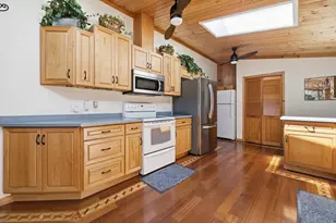 1725 N River Rd, Buffalo City, WI 54622 - Photo 7