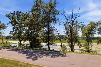 1725 N River Road, Buffalo City, WI 54622 - Photo 17