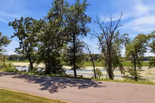 1725 N River Rd, Buffalo City, WI 54622 - Photo 17
