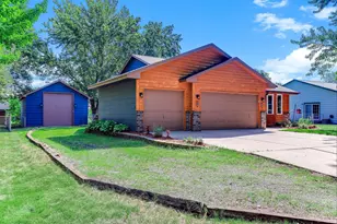 11831 Kerry St NW, Coon Rapids, MN 55433 - Photo 3