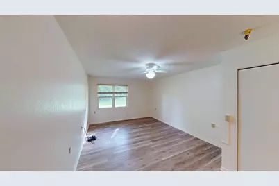 909 Luther Place #102, Albert Lea, MN 56007 - Photo 9