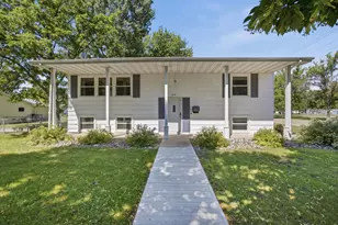 429 14th St N, Breckenridge, MN 56520 - Photo 1