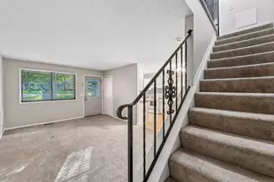 13316 Zenith Ln, Eden Prairie, MN 55346 - Photo 15