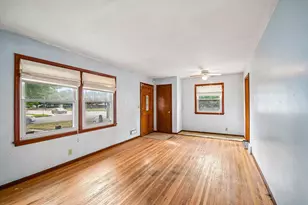8534 Park Ave S, Bloomington, MN 55420 - Photo 7