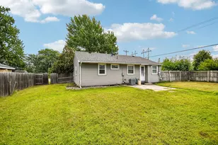 8534 Park Ave S, Bloomington, MN 55420 - Photo 37