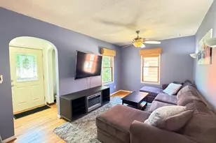 1018 4th Ave SE, Rochester, MN 55904 - Photo 3