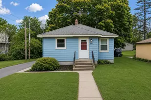 810 2nd Ave SW, Pine City, MN 55063 - Photo 1