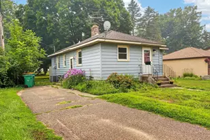 810 2nd Ave SW, Pine City, MN 55063 - Photo 3