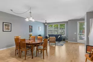 209 8th Street E, Saint Paul, MN 55101 - Photo 5