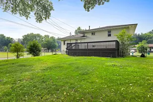 3000 Quarles Rd, Brooklyn Center, MN 55429 - Photo 35