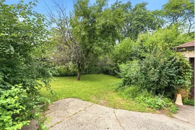 1907 Snelling Avenue N, Falcon Heights, MN 55113 - Photo 13