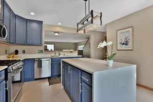 5175 Fairpoint Dr N, Hugo, MN 55038 - Photo 15