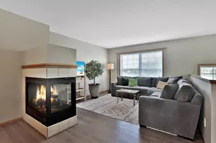 5175 Fairpoint Dr N, Hugo, MN 55038 - Photo 5