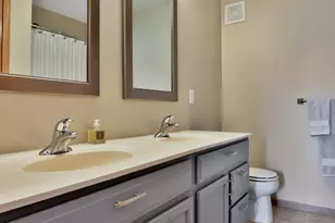 5175 Fairpoint Dr N, Hugo, MN 55038 - Photo 27