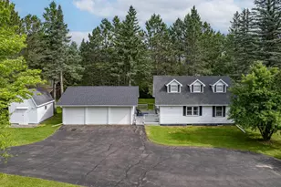 27 Maple Dr, Esko, MN 55733 - Photo 1