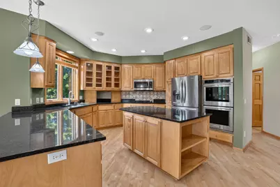 18897 Explorer Trail, Eden Prairie, MN 55347 - Photo 15
