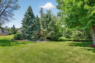 18897 Explorer Trail, Eden Prairie, MN 55347 - Photo 45