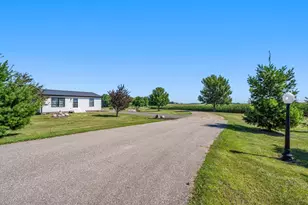 46445 250th St, Gaylord, MN 55334 - Photo 43