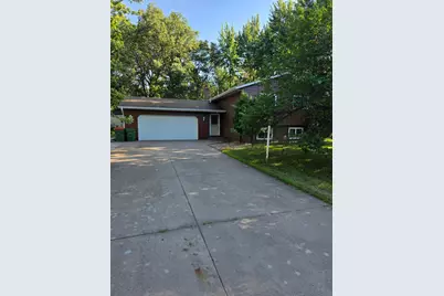 530 156th Lane NW, Andover, MN 55304 - Photo 3