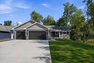 1333 E Aspen Dr, Saint Croix Falls, WI 54024 - Photo 3