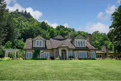 53 W Lake Boulevard, Winona, MN 55987 - Photo 19