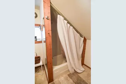 237 Markley Avenue N, Thief River Falls, MN 56701 - Photo 39