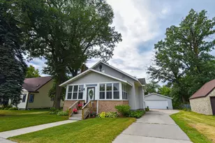 237 Markley Ave N, Thief River Falls, MN 56701 - Photo 1