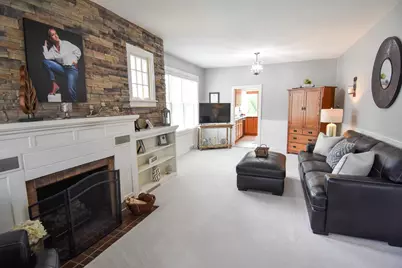 237 Markley Avenue N, Thief River Falls, MN 56701 - Photo 7
