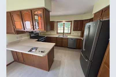 806 28th Avenue SW, Willmar, MN 56201 - Photo 7