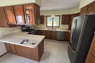 806 28th Ave SW, Willmar, MN 56201 - Photo 7