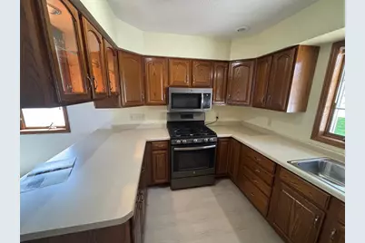 806 28th Avenue SW, Willmar, MN 56201 - Photo 5