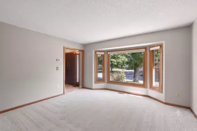 11005 45th Avenue N, Plymouth, MN 55442 - Photo 5